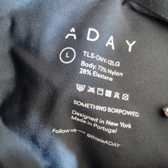 ADAY Something Borrowed Shirt Large - Dark Navy Blue Travel Commute Snap Relaxed - Picture 9 of 10